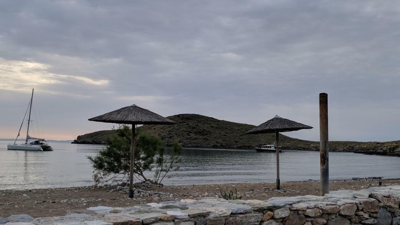 شقة Tramonto Nel Delfini Kini المظهر الخارجي الصورة